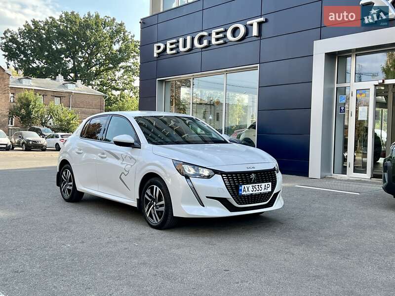Хэтчбек Peugeot 208 2021 в 