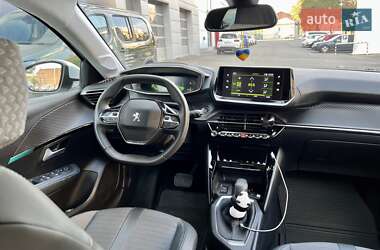 Хэтчбек Peugeot 208 2021 в 