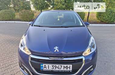 Хэтчбек Peugeot 208 2016 в Ирпене