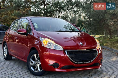 Хетчбек Peugeot 208 2013 в Дрогобичі