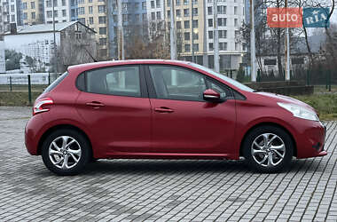 Хетчбек Peugeot 208 2013 в Львові