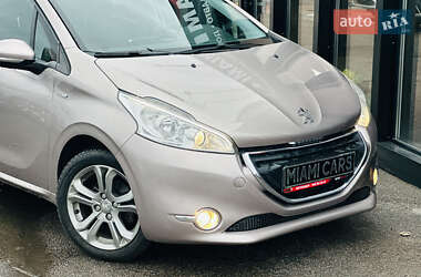 Хэтчбек Peugeot 208 2014 в Харькове