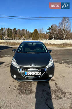 Хетчбек Peugeot 208 2013 в Львові