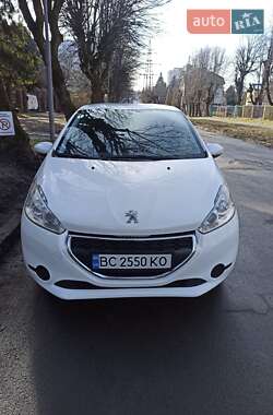 Хетчбек Peugeot 208 2014 в Львові