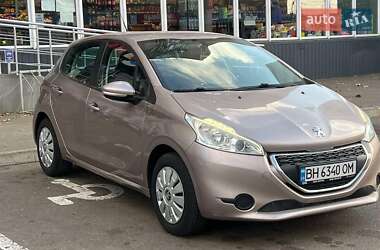 Хетчбек Peugeot 208 2015 в Одесі