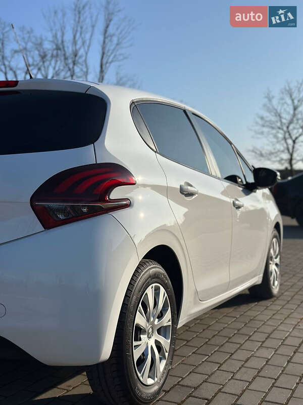 Хэтчбек Peugeot 208 2018 в Дрогобыче фото 9 Хэтчбек Peugeot 208 2018 в Дрогобыче