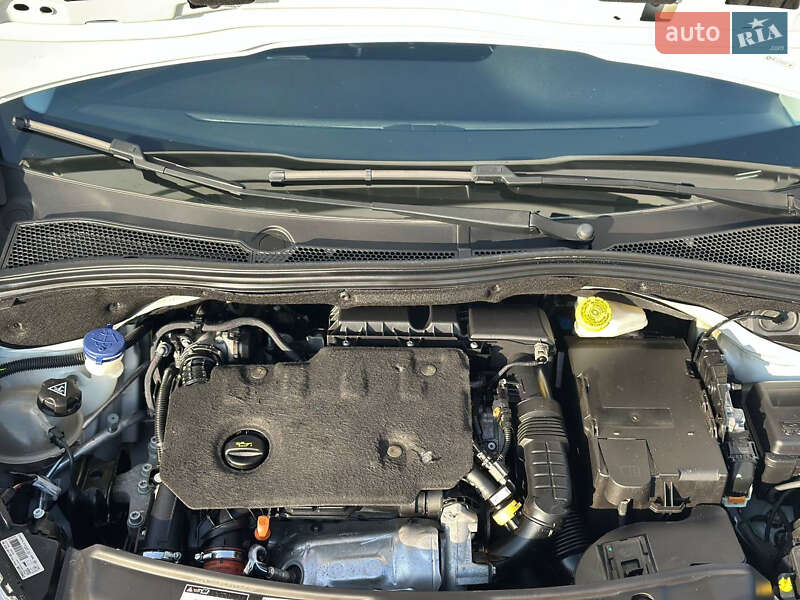 Хэтчбек Peugeot 208 2018 в Дрогобыче фото 38 Хэтчбек Peugeot 208 2018 в Дрогобыче