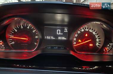 Хэтчбек Peugeot 208 2014 в 