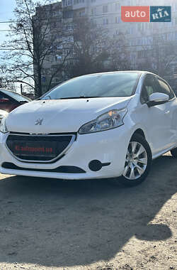 Хэтчбек Peugeot 208 2012 в Сумах