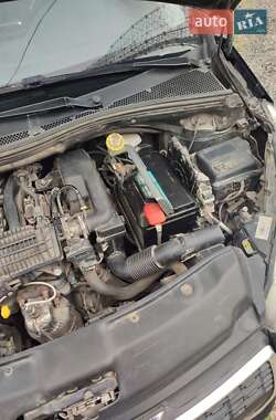 Хэтчбек Peugeot 208 2014 в Николаеве