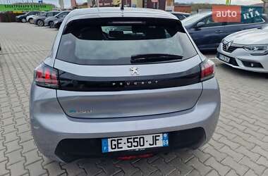 Хэтчбек Peugeot 208 2022 в 