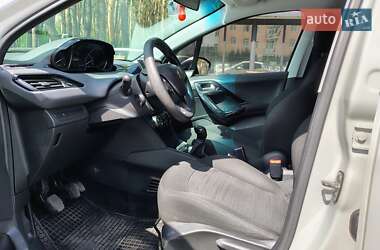 Хэтчбек Peugeot 208 2017 в 