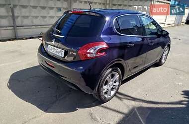 Хэтчбек Peugeot 208 2014 в 