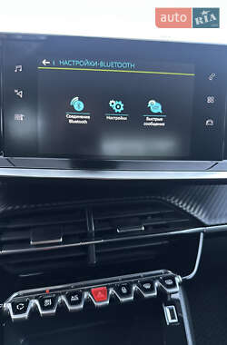 Хетчбек Peugeot 208 2020 в 