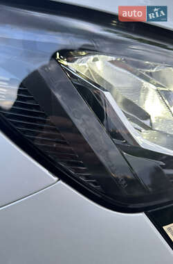 Хетчбек Peugeot 208 2020 в 