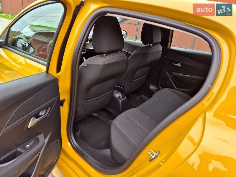Хетчбек Peugeot 208 2021 в Києві