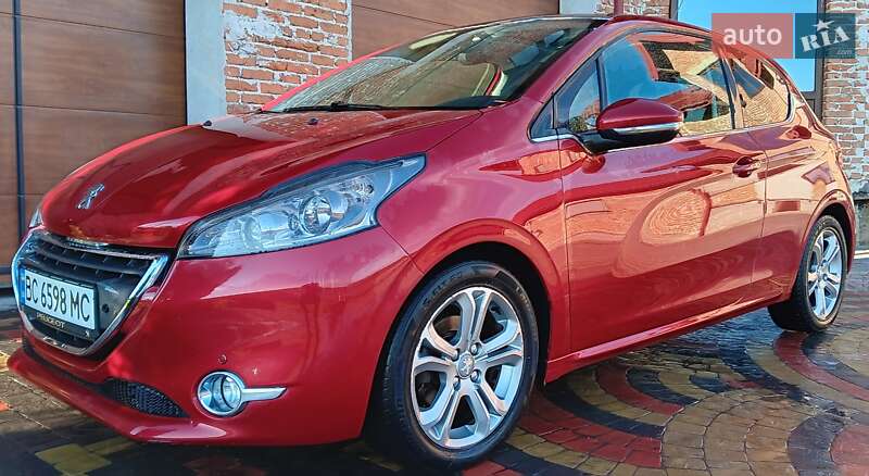 Peugeot 208 2013