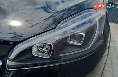 Хетчбек Peugeot 208 2013 в 