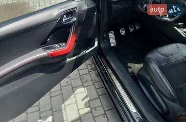 Хетчбек Peugeot 208 2013 в 