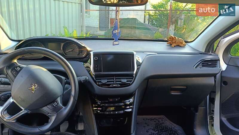 Хетчбек Peugeot 208 2019 в Львові фото 10 Хетчбек Peugeot 208 2019 в Львові