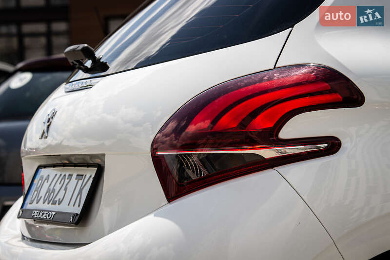 Хэтчбек Peugeot 208 2018 в Львове фото 14 Хэтчбек Peugeot 208 2018 в Львове