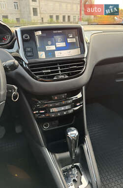 Хэтчбек Peugeot 208 2013 в Виннице