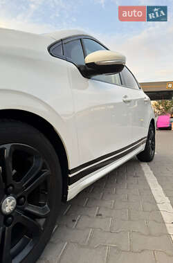 Хэтчбек Peugeot 208 2013 в Виннице