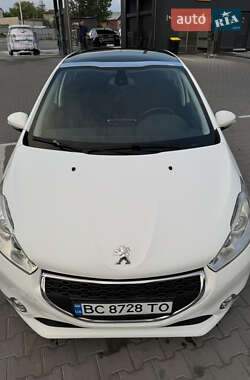 Хэтчбек Peugeot 208 2013 в Виннице