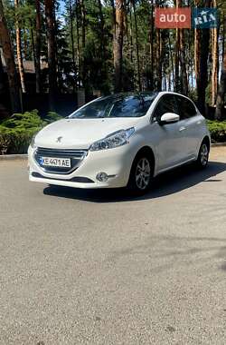 Хэтчбек Peugeot 208 2013 в Днепре