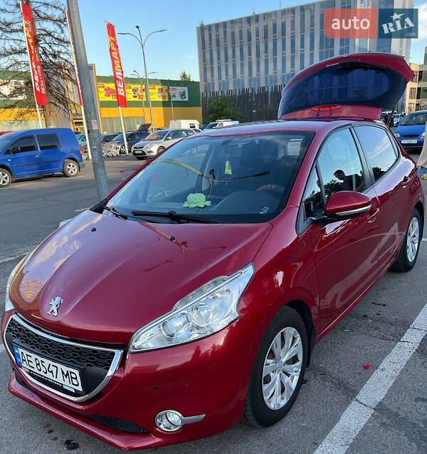 Хетчбек Peugeot 208 2013 в Івано-Франківську фото 4 Хетчбек Peugeot 208 2013 в Івано-Франківську