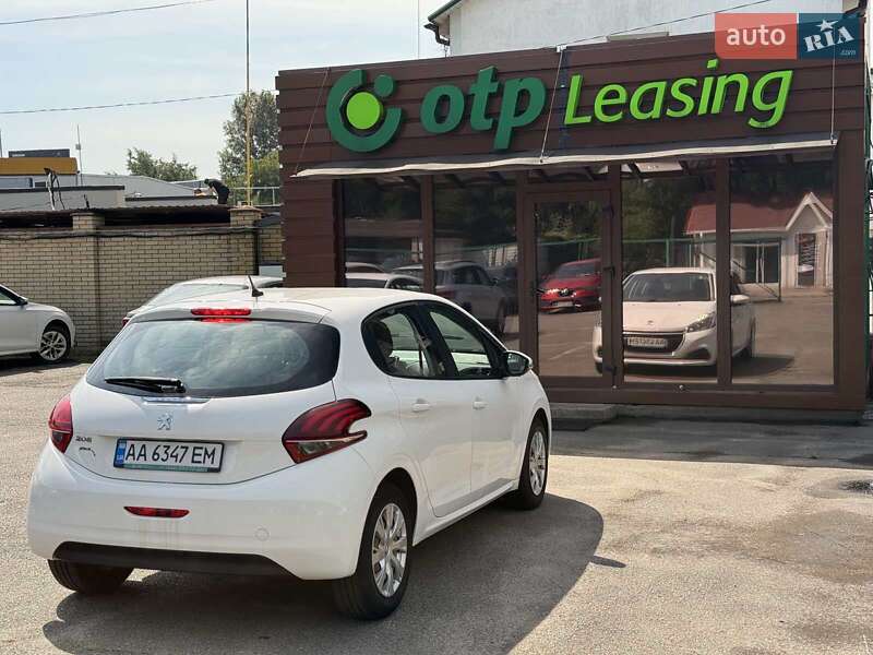 Хетчбек Peugeot 208 2019 в Києві