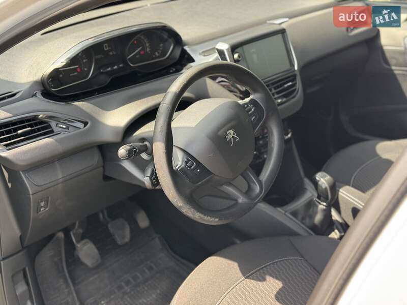 Хетчбек Peugeot 208 2019 в Києві