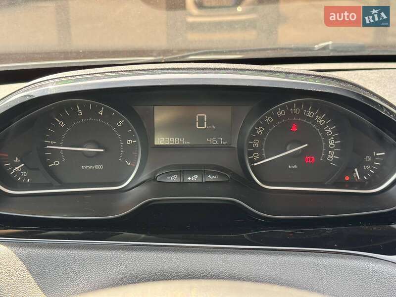 Хетчбек Peugeot 208 2019 в Києві