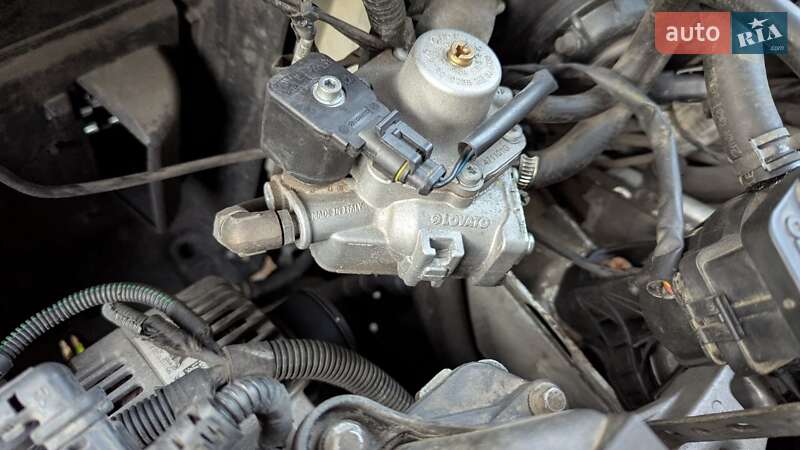 Хэтчбек Peugeot 208 2013 в Киеве фото 9 Хэтчбек Peugeot 208 2013 в Киеве