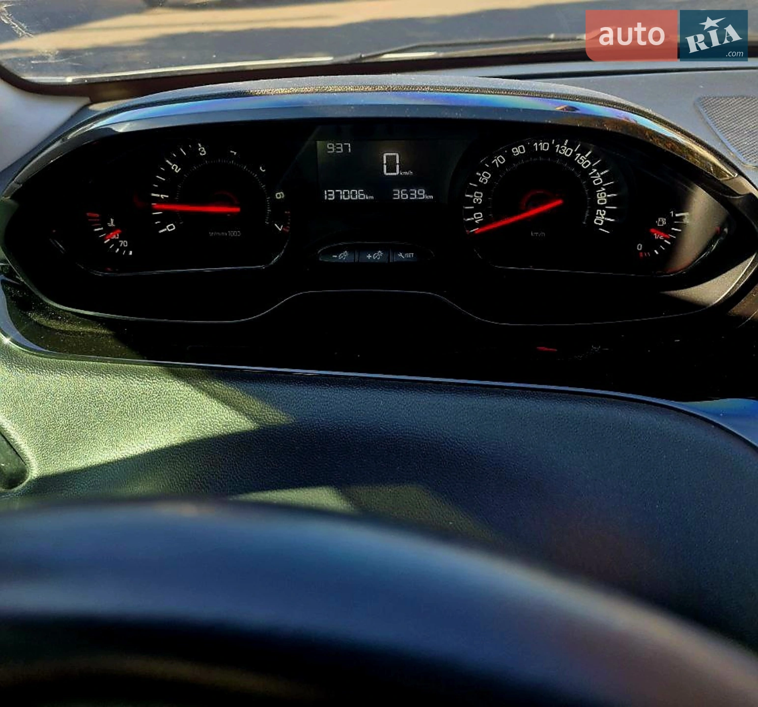 2013 Peugeot 208 - мініатюра 9