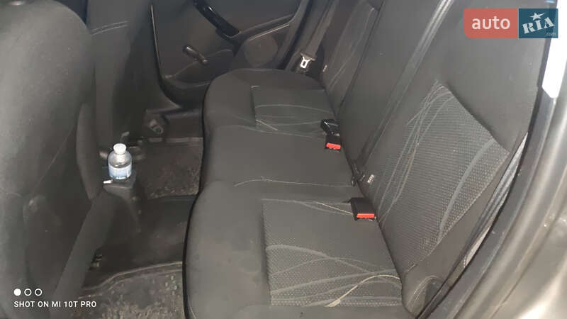 Хэтчбек Peugeot 208 2013 в Павлограде фото 5 Хэтчбек Peugeot 208 2013 в Павлограде