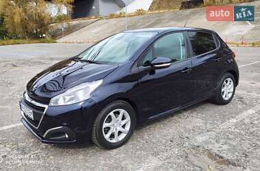 Хэтчбек Peugeot 208 2019 в Киеве