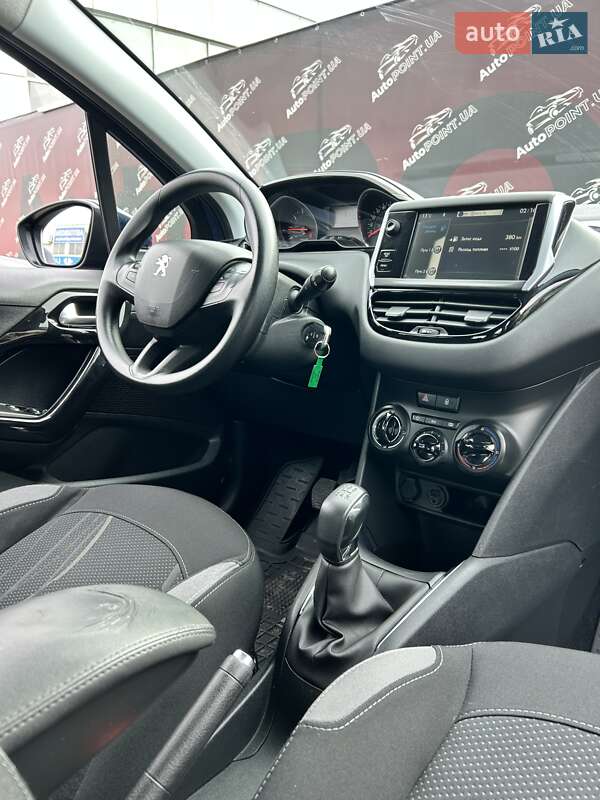 Хэтчбек Peugeot 208 2013 в Сумах