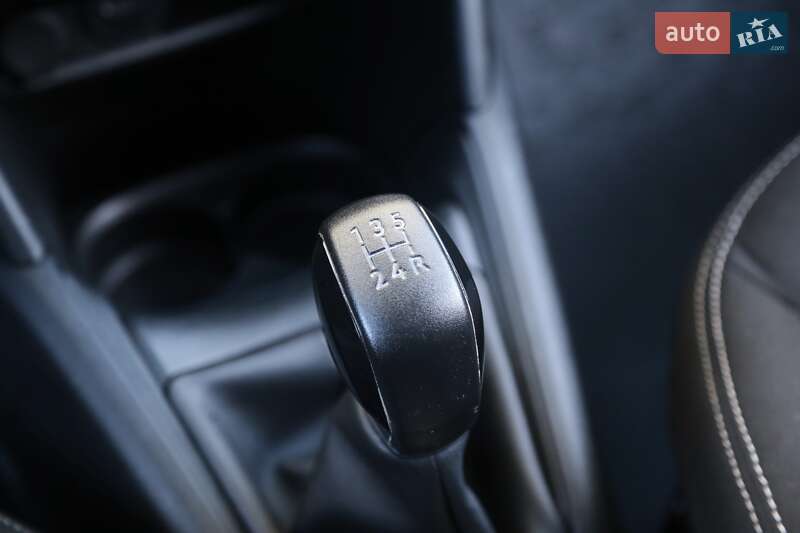 Хетчбек Peugeot 208 2019 в Києві