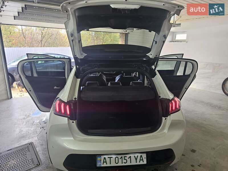 Хэтчбек Peugeot 208 2021 в Коломые фото 19 Хэтчбек Peugeot 208 2021 в Коломые