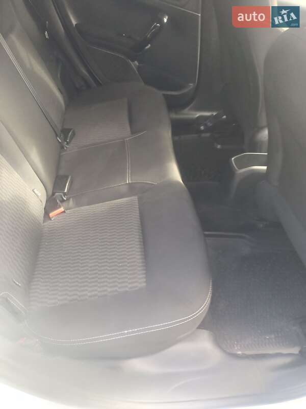 Хэтчбек Peugeot 208 2017 в Львове