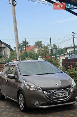 Хетчбек Peugeot 208 2012 в Львові