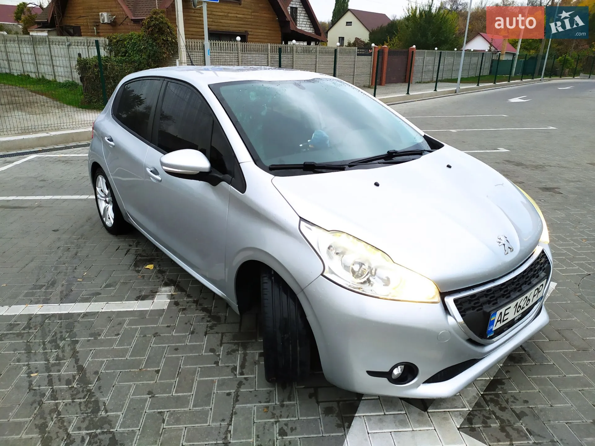 2013 Peugeot 208 - мініатюра 10