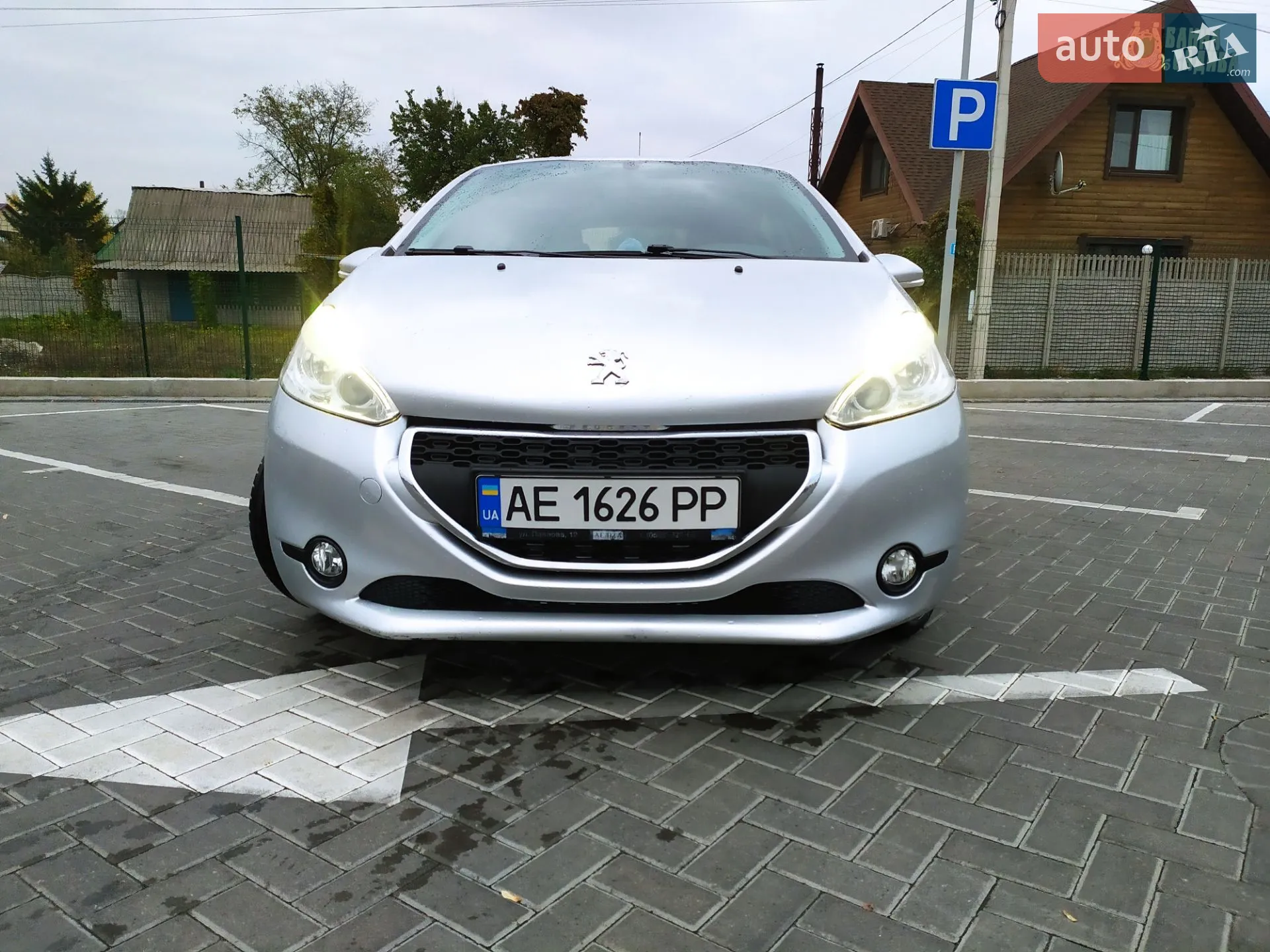 2013 Peugeot 208 - мініатюра 11