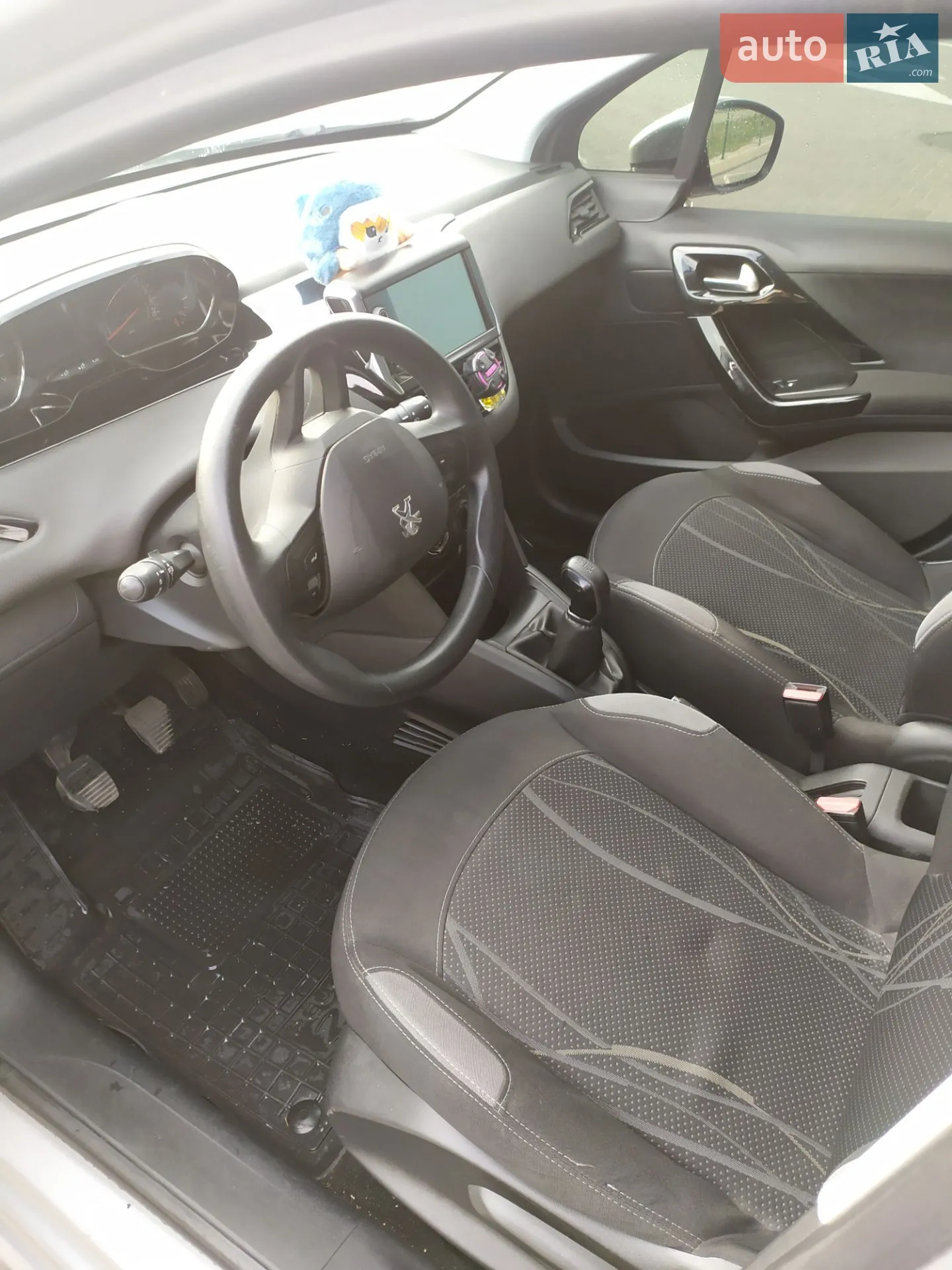 2013 Peugeot 208 - мініатюра 14