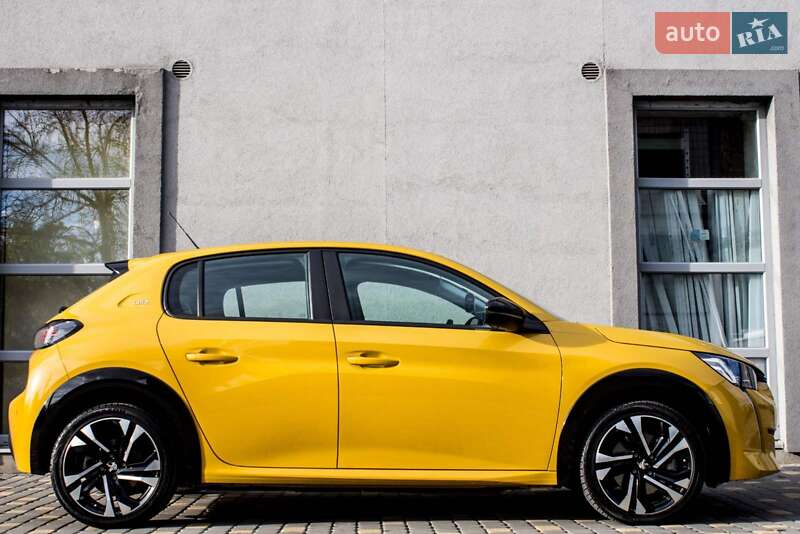 Хетчбек Peugeot 208 2023 в Львові фото 30 Хетчбек Peugeot 208 2023 в Львові