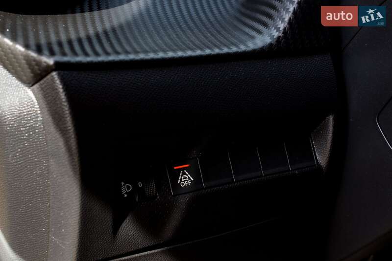 Хетчбек Peugeot 208 2023 в Львові фото 115 Хетчбек Peugeot 208 2023 в Львові
