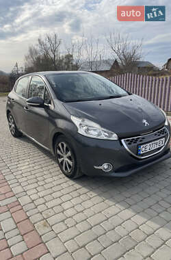 Хэтчбек Peugeot 208 2013 в Черновцах