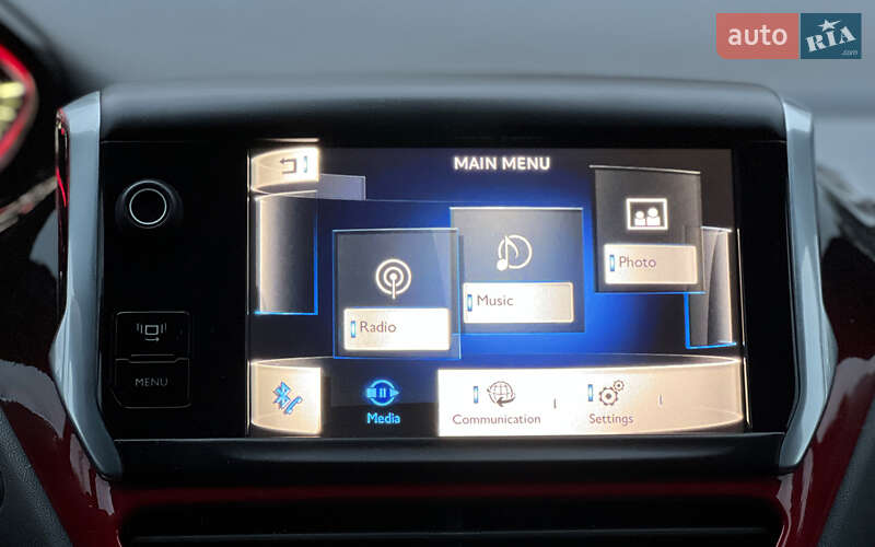 Хэтчбек Peugeot 208 2013 в Львове