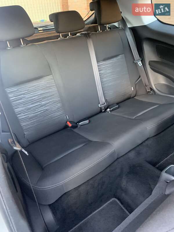 Хэтчбек Peugeot 208 2017 в Виннице